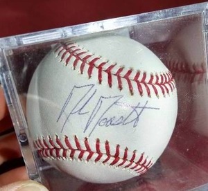 lot 222 image: Mike Moustakas Autographed OML Baseball