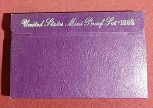 lot 271 image: 1992 U.S. Mint Proof Set