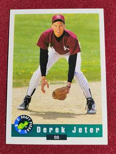 lot 292 image: 1992 Classic Draft Picks Derek Jeter Rookie Card