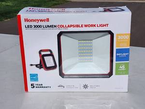 Honeywell Electric 3000 Lumen LED Shop Light
