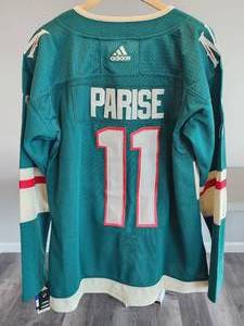 (4) Assorted Minnesota Wild Memorabilia