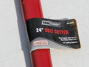 24 Red Bolt Cutters