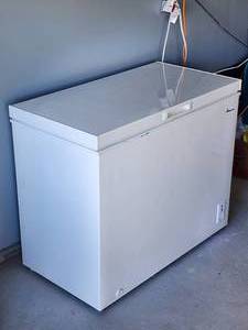 Amana Chest Freezer