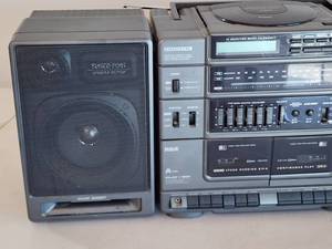 RCA AM-FM  CD  Cassette Player Boom Box