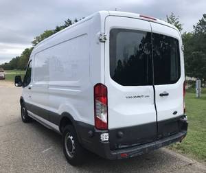 lot 1 image: 2015 Ford Transit 250 Cargo Van