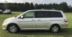 lot 4 image: 2007 Honda Odyssey EX