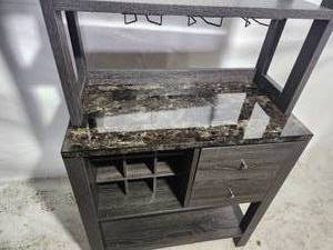 Serving bar