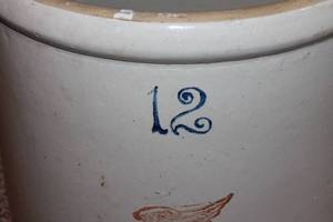 lot 6 image: Antique 12-Gallon Red Wing Stoneware Crock