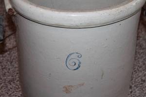 lot 8 image: Antique Red Wing 6-Gallon Stoneware Crock