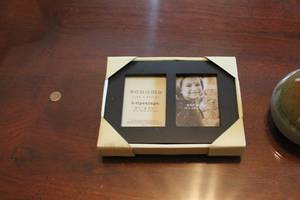 lot 98 image: Sonoma Picture Frame and Ceramic Decorative Item