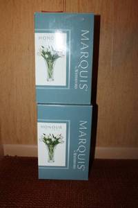 lot 110 image: Set of 2 Marquis by Waterford Honour 10 Vase
