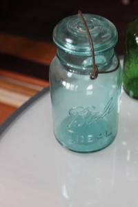 lot 141 image: Lot of Vintage Ball Mason Jars and Grolsch Swing-Top Bottles