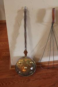 lot 144 image: Vintage Washboard with Metal Rug Beater and Brass Bed Warmer