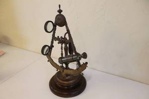 lot 200 image: Antique Brass Microscope with Wooden Base