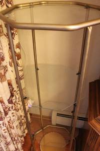 lot 261 image: Octagon Glass and Brass Display Shelf