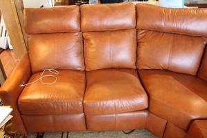 lot A-306 image: Leather Reclining Sectional Sofa