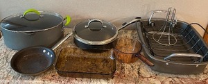 lot 70 image: Seven Piece Cooking and Baking Lot