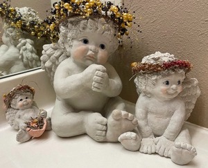 lot 226 image: Lot of 3 Cherubs Dreamcicles Angels