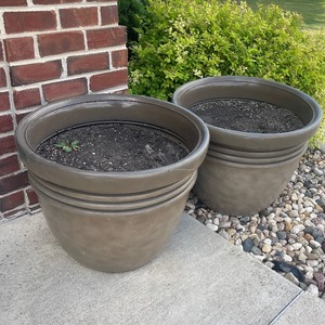 lot 85 image: Two Large Outdoor Planters