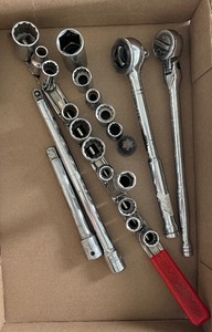 lot 31 image: LOT 12 Drive Ratchets, Sockets - Craftsman, Napa, Evercraft
