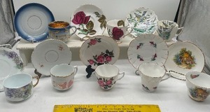 lot 16 image: Lot of Miscellaneous Teacups and Saucers 14 pieces