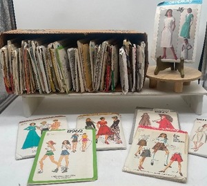 lot 38 image: Lot of Vintage Sewing Patterns