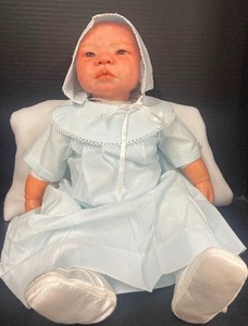 lot 65 image: 20 Hand Painted Soft Body Realistic Baby Doll Open Eyes Reborn Doll