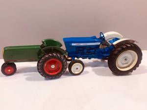Oliver 70 Row Crop Tractor, Ford 4000 1976 Tractor