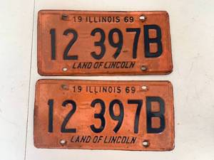 Vintage Illinois License Plates