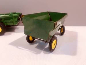 ERTL John Deere Manure Spreader and Feed Wagon