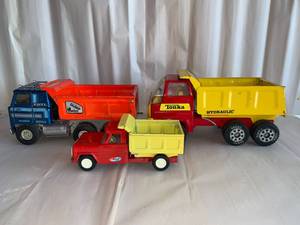 Toy Dump Trucks