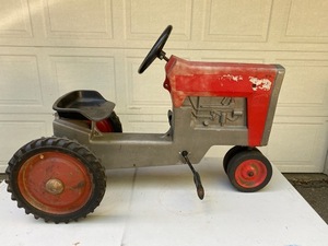 Massey Ferguson Pedal Tractor - Original Model 1100