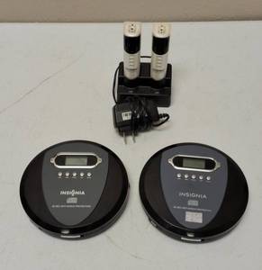 lot 44 image: Vintage Microphones & Portable CD Players    (2) Insignia Portable CD   (4) Lightspeed Microphones