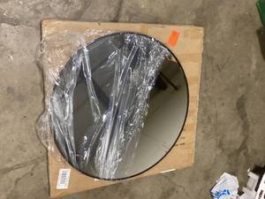 lot 15 image: 30 in. W x 30 in. H Round Metal Framed Wall Bathroom Vanity Mirror Black  Customer Returns See Pictures