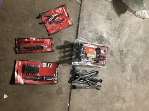 lot 25 image: Lot of Assorted Husky Tools Various Models and Conditions Customer Returns See Pictures