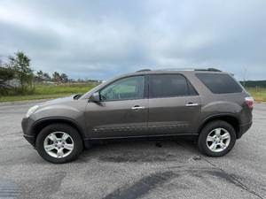 2010 GMC Acadia SLE - 2 OWNERS