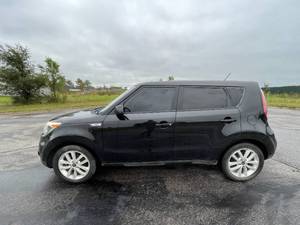 2017 KIA SOUL