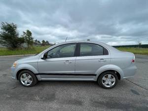 2009 Chevrolet  Aveo LS - 2 OWNEERS - MANUAL - 58,984 MILES