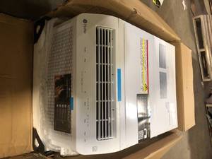 GE Profile ClearView Ultra Quiet 6,100 BTU 115V Window Air Conditioner Cools 250 Sq. Ft. Quiet and Easy to Install in White  Customer Returns See Pictures