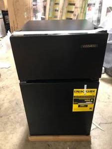 Vissani 3.1 cu. ft. 2 Door Mini Refrigerator in Black with Freezer  Customer Returns See Pictures