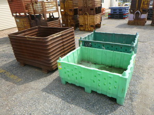 3 Containers
