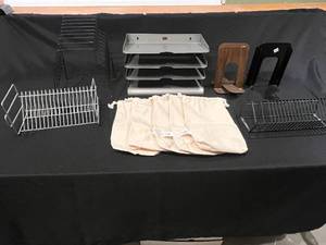 lot 237 image: Assorted Office Organizers and Accessories Lot