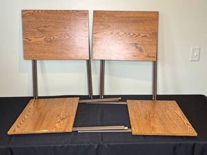 lot 267 image: Set of 4 Folding Wood Grain TV Trays with Metal Legs