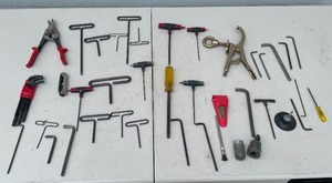 lot 136 image: Assorted Hand Tools and Hex Key Set