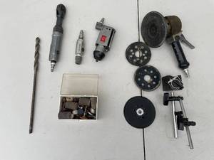 lot 140 image: Lot of Pneumatic Tools and Accessories