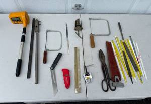 lot 152 image: Assorted Hand Tools and Measuring Device Lot