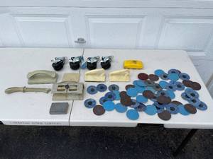 lot 171 image: Lot of Sanding Accessories and Casters