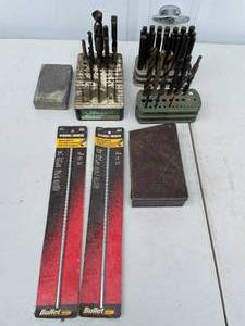 lot 176 image: Assorted Drill Bit Lot with Black & Decker, Huot Drill Index