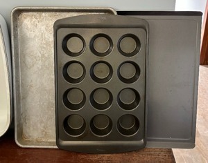 lot 202 image: Cooking and Baking Lot