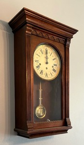 lot 210 image: Beautiful Howard Miller Wall Clock